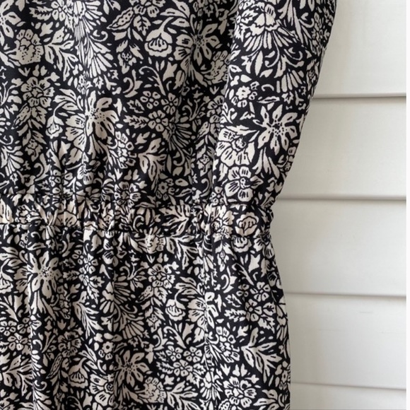 Loft Black and White Floral Dress - Picture 2 of 5